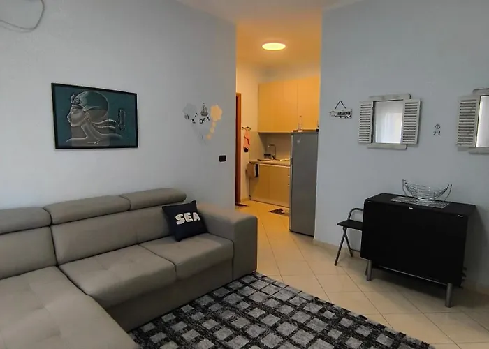 Lungomare Sea Apartamento *